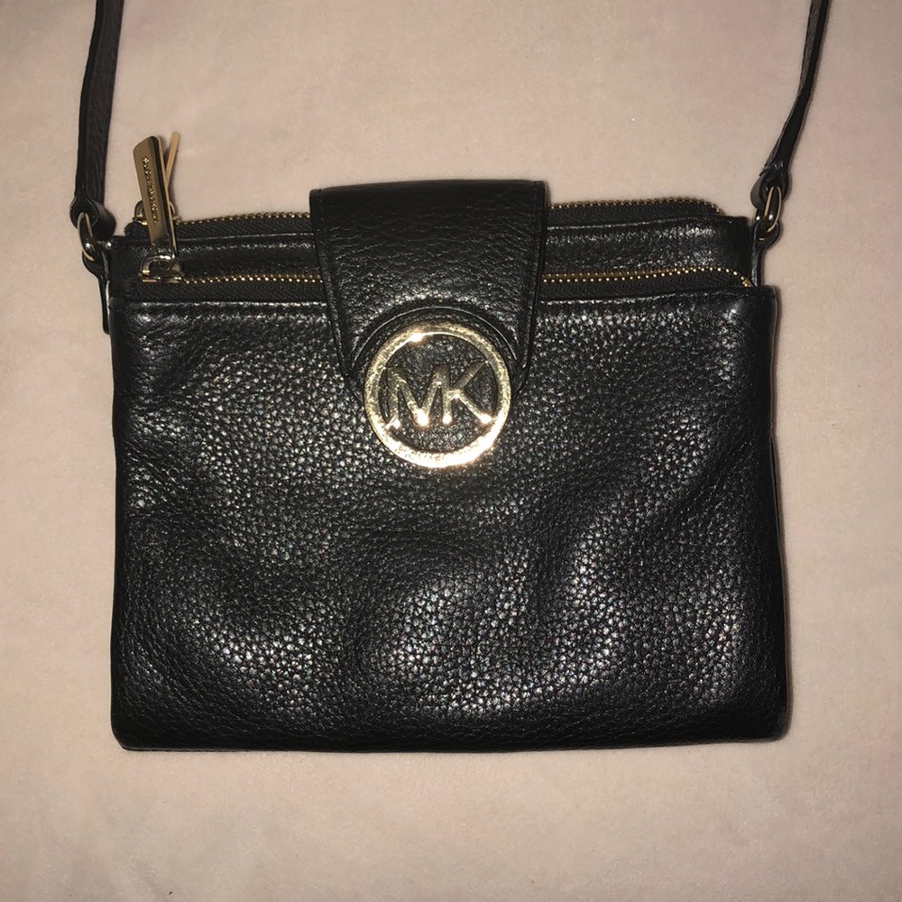 Black Michael Kors crossbody